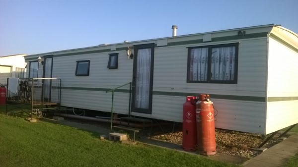 Private static caravan rental image from Summerlands Caravan Park, Skegness, Lincolnshire 